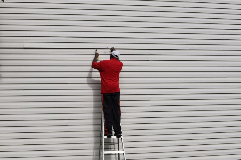 Vinyl Siding Repair - Image 11